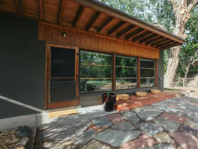 Cabaña en el arroyo