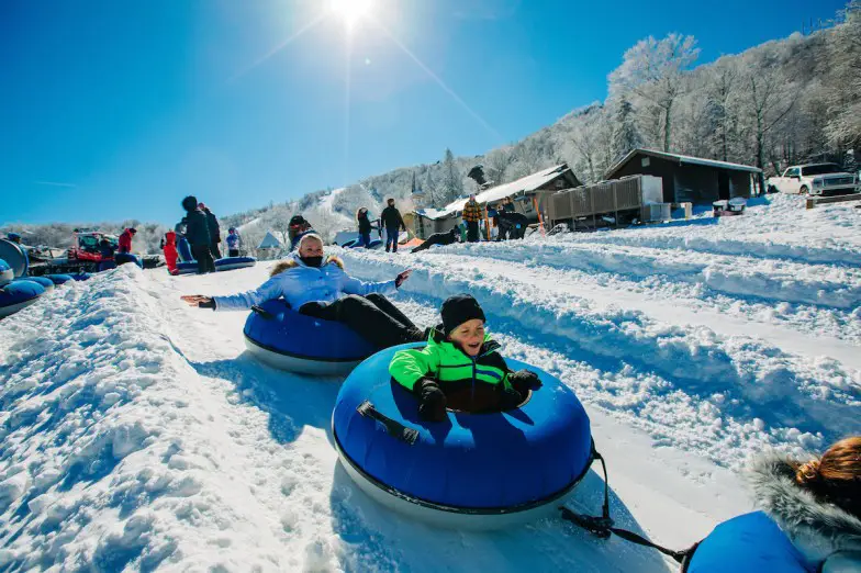 6 mejores lugares para deportes de invierno en Carolina del Norte