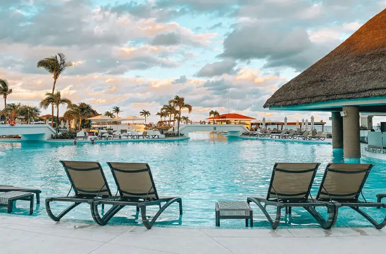 Los 10 mejores resorts familiares todo incluido en Cancún con parques acuáticos: ¡te encantarán!