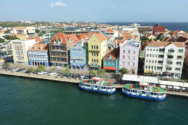 Cosas que desearía saber antes de ir al Caribe: consejos de expertos para un viaje tranquilo