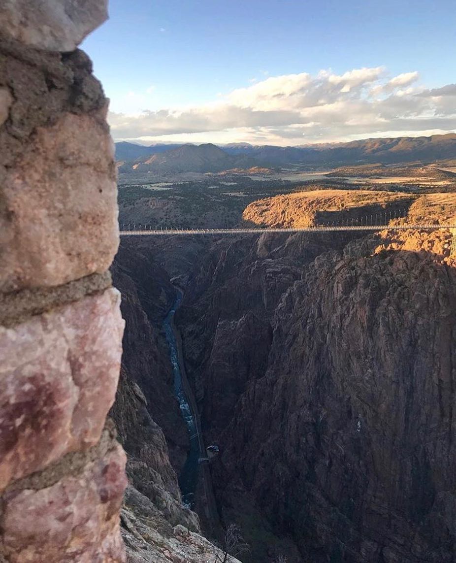 El puente y parque Royal Gorge en Colorado es un paraíso para los adictos a la aventura