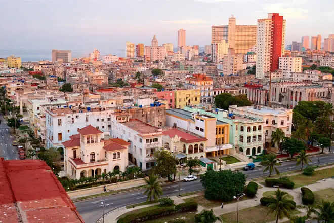 Gestos con las manos: Guía caribeña de expresiones locales