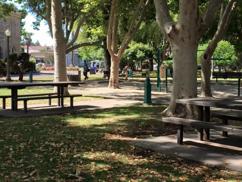 Parque en Sonoma Plaza