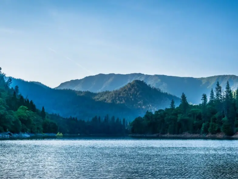Las 14 mejores escapadas al lago en California