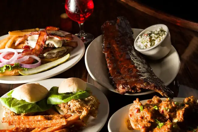 Los 11 mejores restaurantes en Clayton, NC: ¡los mejores lugares para comer!