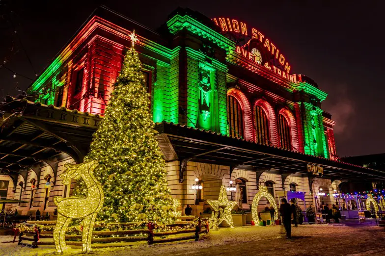 Los 8 mejores vecindarios para ver las luces navideñas en Denver