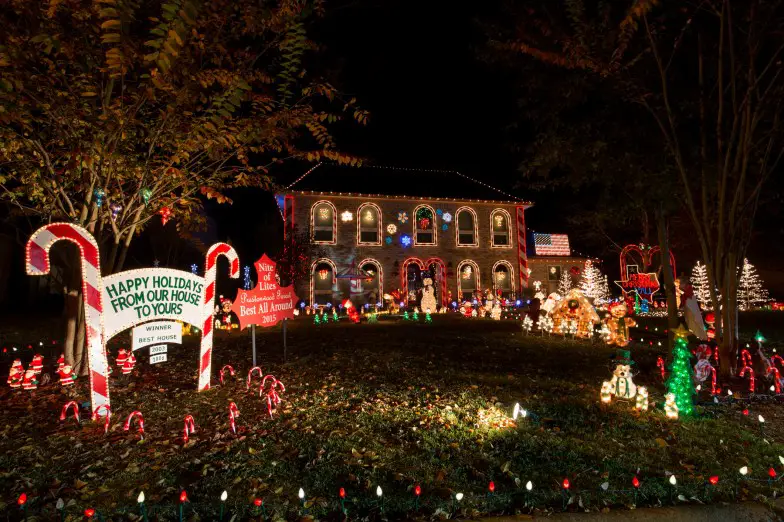 Los 8 mejores vecindarios para ver las luces navideñas en Houston