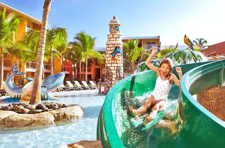 Los 10 mejores complejos turísticos con todo incluido en parques acuáticos de Punta Cana para familias
