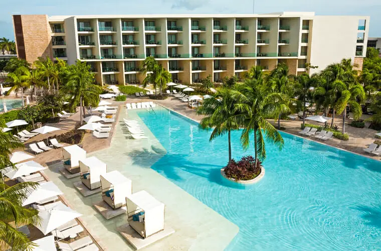 Los 12 mejores resorts todo incluido para niños pequeños: ¡que les encantan a todas las edades!