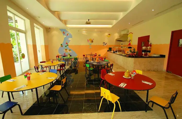El área de comida para niños.
