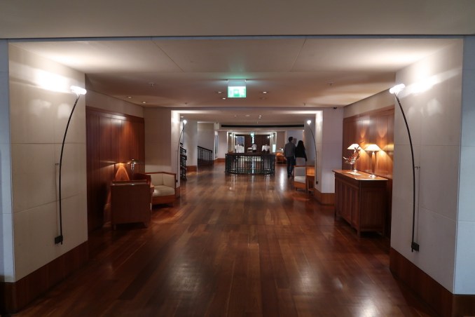 PARK HYATT HAMBURGO: VESTÍBULO