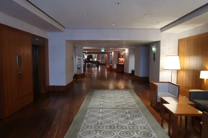 PARK HYATT HAMBURGO: VESTÍBULO