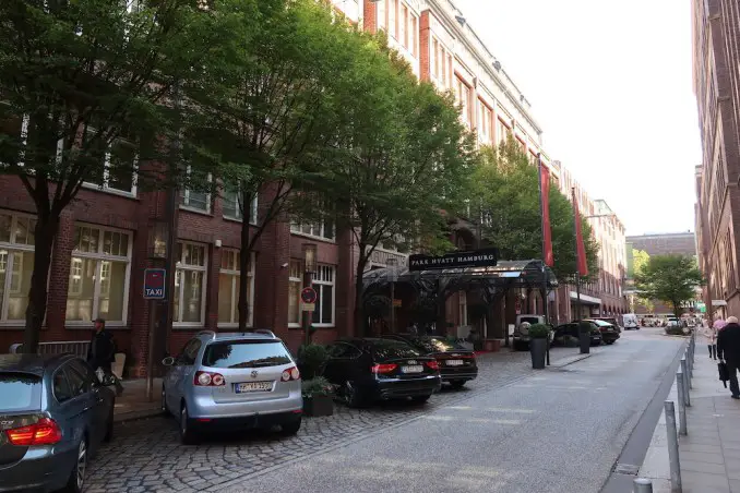 PARK HYATT HAMBURGO: ENTRADA