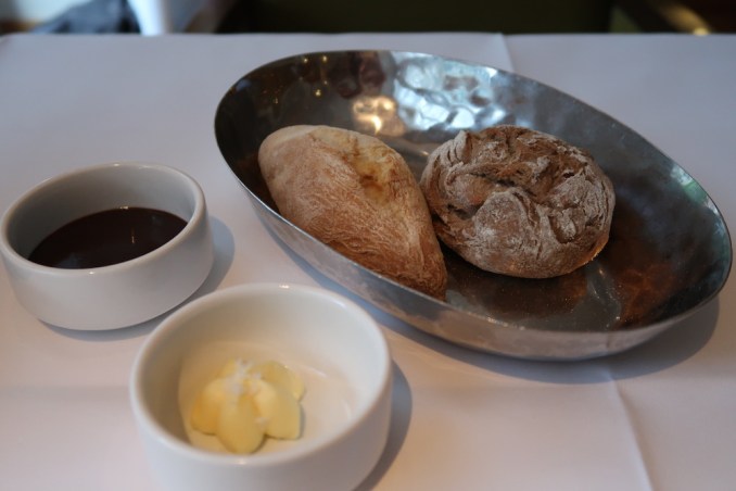 PARK HYATT HAMBURGO: CENA EN EL RESTAURANTE APPLES