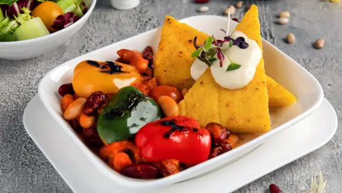 Top 10 aerolíneas con la mejor comida a bordo