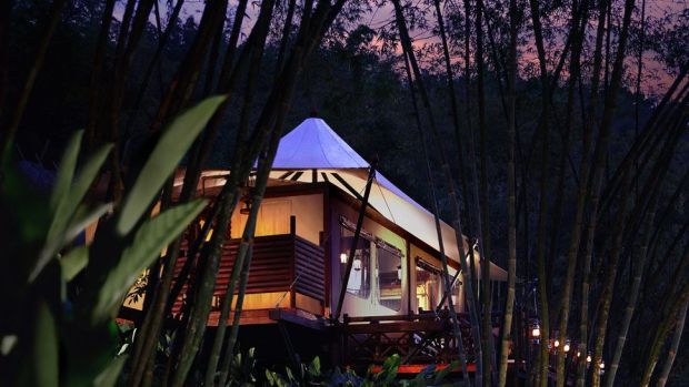 CAMPAMENTO DE TIENDAS DE CUATRO ESTACIONES TRIÁNGULO DE ORO, TAILANDIA