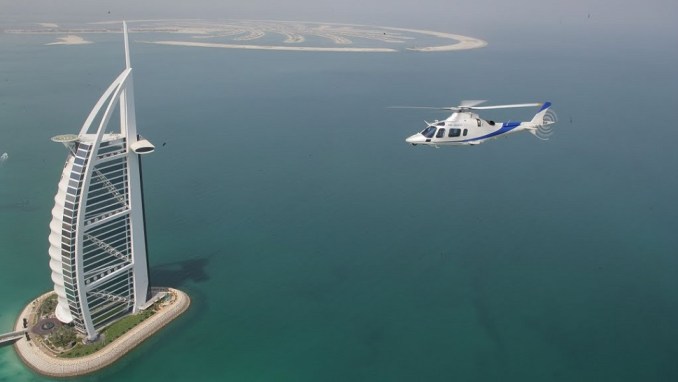 ATERRIZAR EN HELICÓPTERO SOBRE BURJ AL ARAB, DUBAI