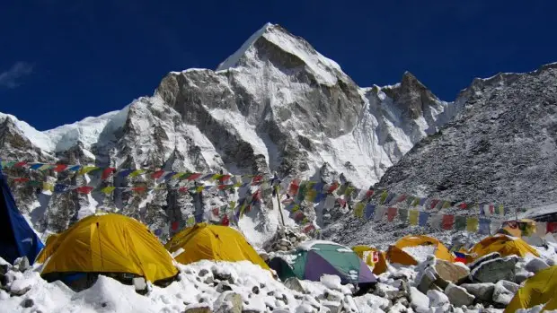 TREKKING EN EL CAMPO BASE DEL EVEREST, NEPAL