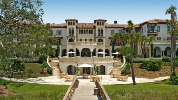 LOS CLAUSTRO EN SEA ISLAND, GEORGIA