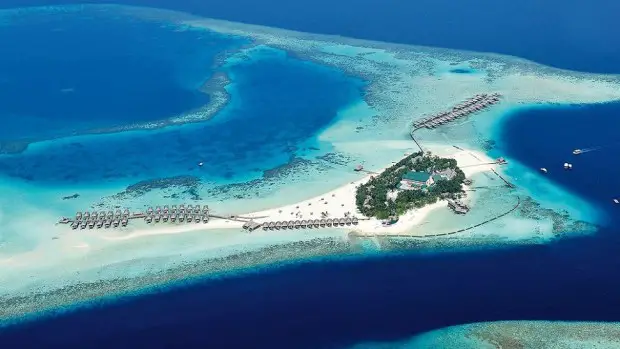 CONSTANCE MOOFUSHI, ATOLÓN ARI DEL SUR